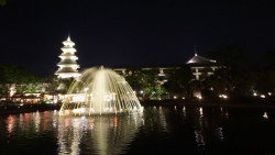 御溫泉