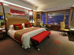 deluxe_room_002-512x384