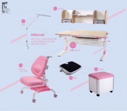 新品到店！優惠價MOP3500  多功能兒童書台！ 原價MOP4200 | 自由調教桌面高低 傾斜角度！ 非常適合小朋友閱讀 畫畫 學習！ 3～18歲都適用 尺寸120cm 實用