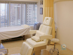 威爾斯綜合醫療中心(II)  Wales Integrative Medical Center(II)/Centro Médico Integrado Wales(II)